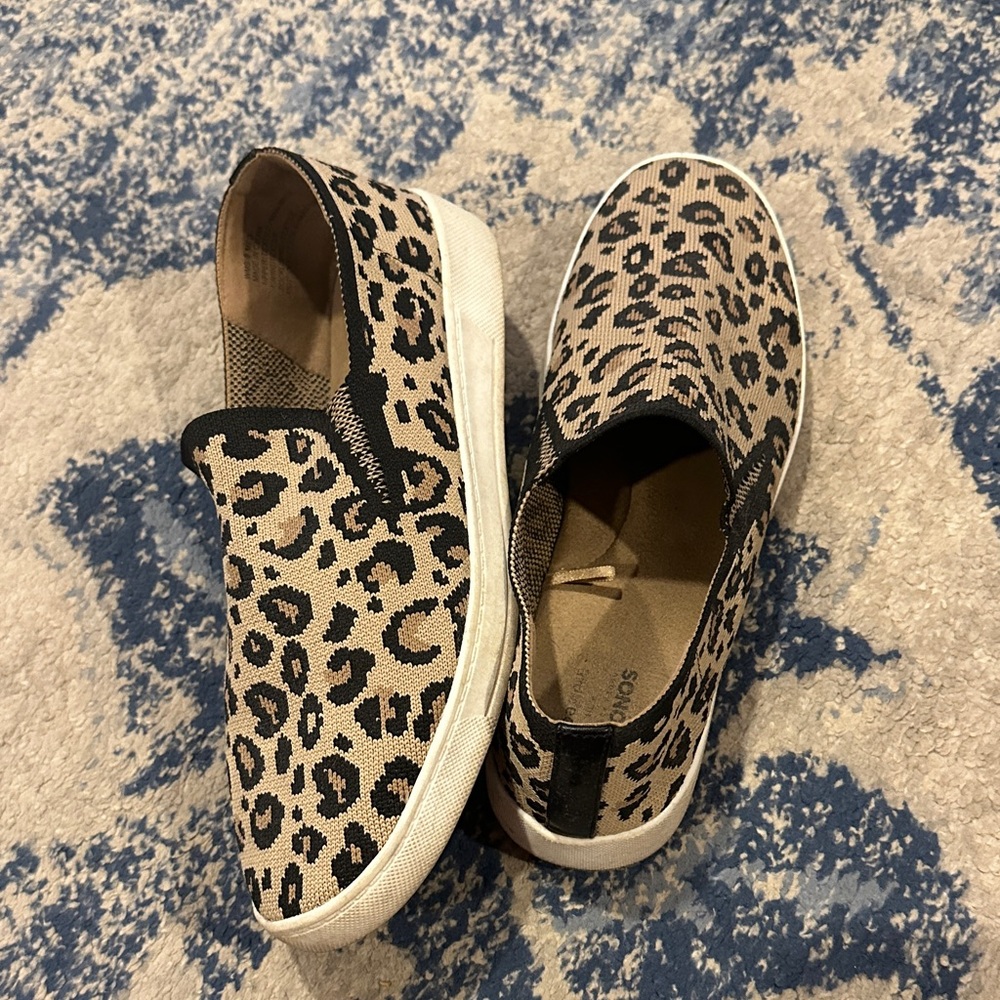 Sonoma Leopard Print womens Slip-On Sneakers